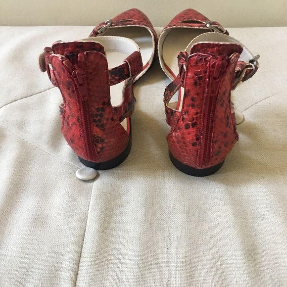 Red Snakeskin Upper Leather Patterned Women's Shoes - Picture 4 of 5